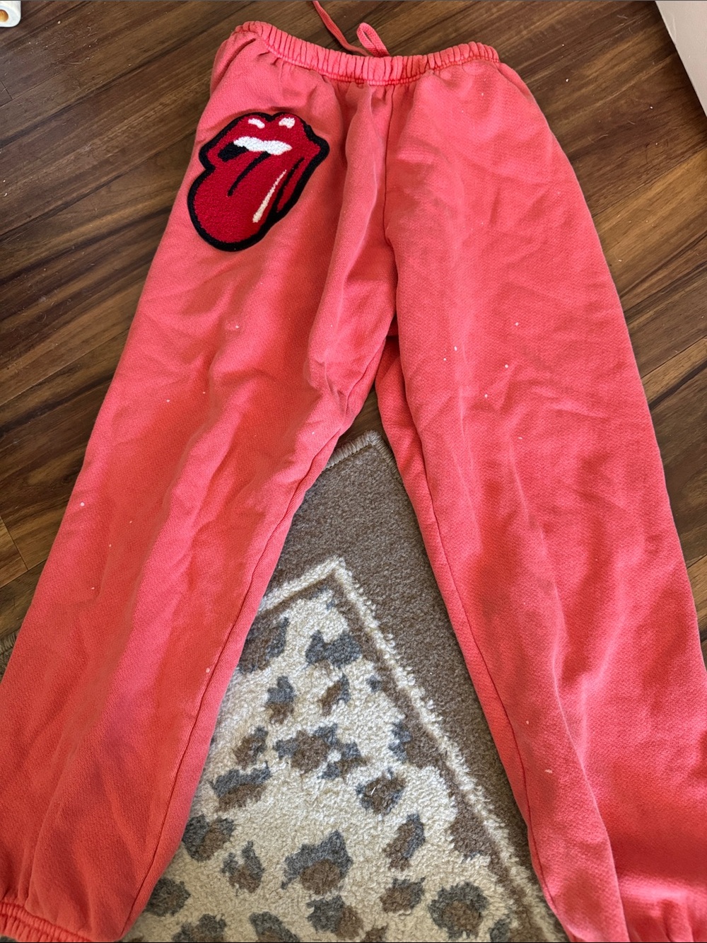 MADEWORN -NWOT Rolling Stones sweatpants
